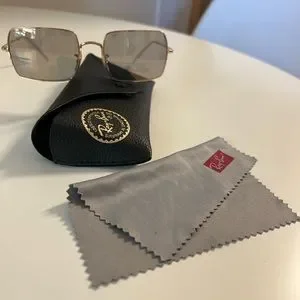 Like new! Mirrored 70s style raybans, only worn a few times NEW OLD STOCK N.O.S VINTAGE RAY BAN BL USA BAUSCH&LOMB  main image 4